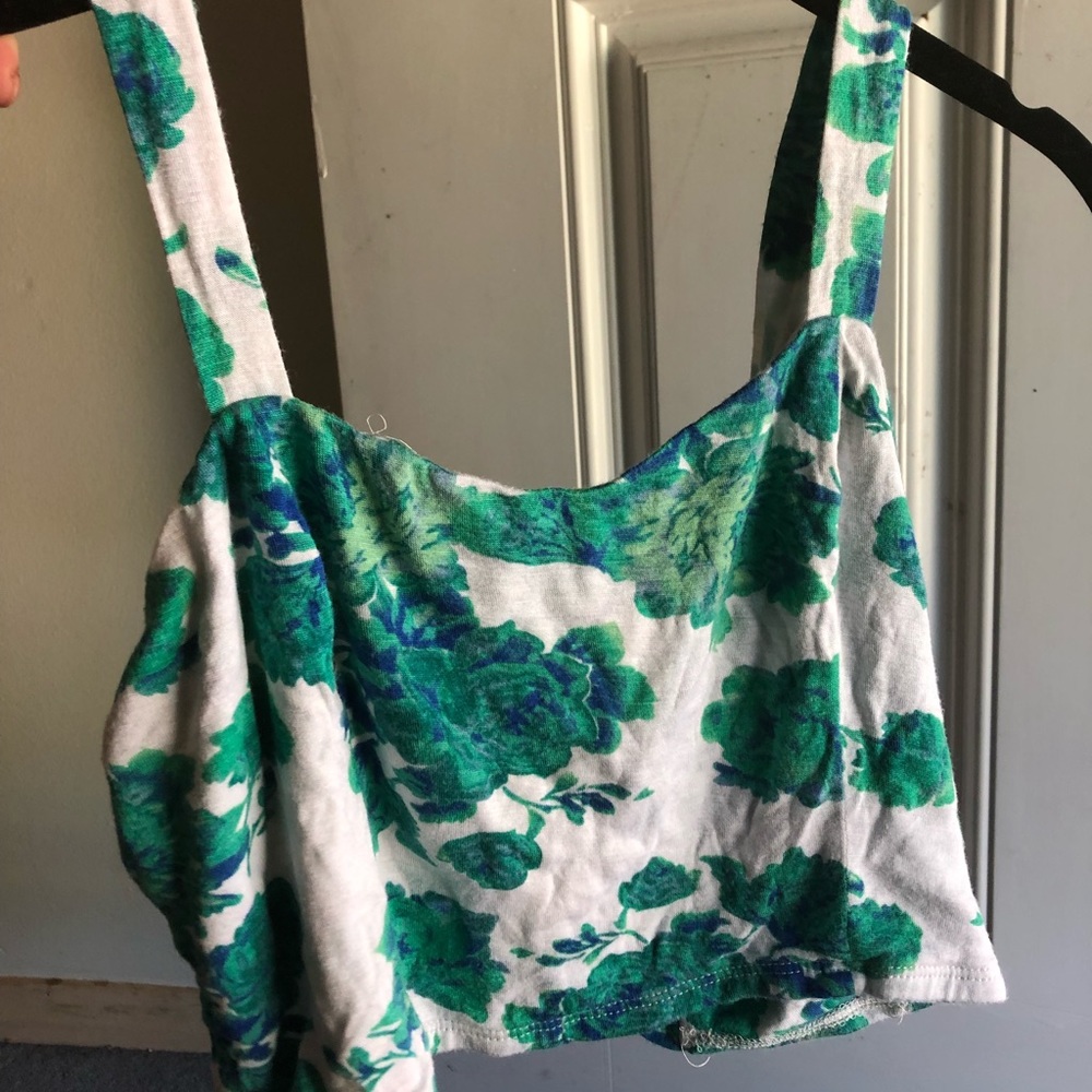 Floral short top